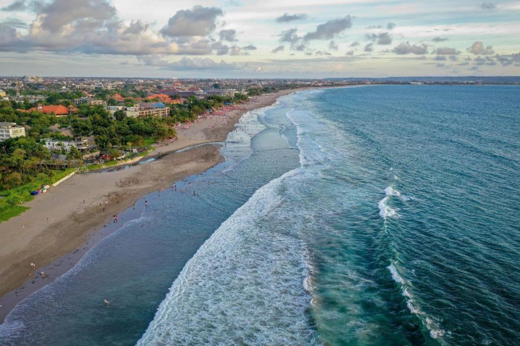 Bali Manik Beach Inn Кута Экстерьер фото