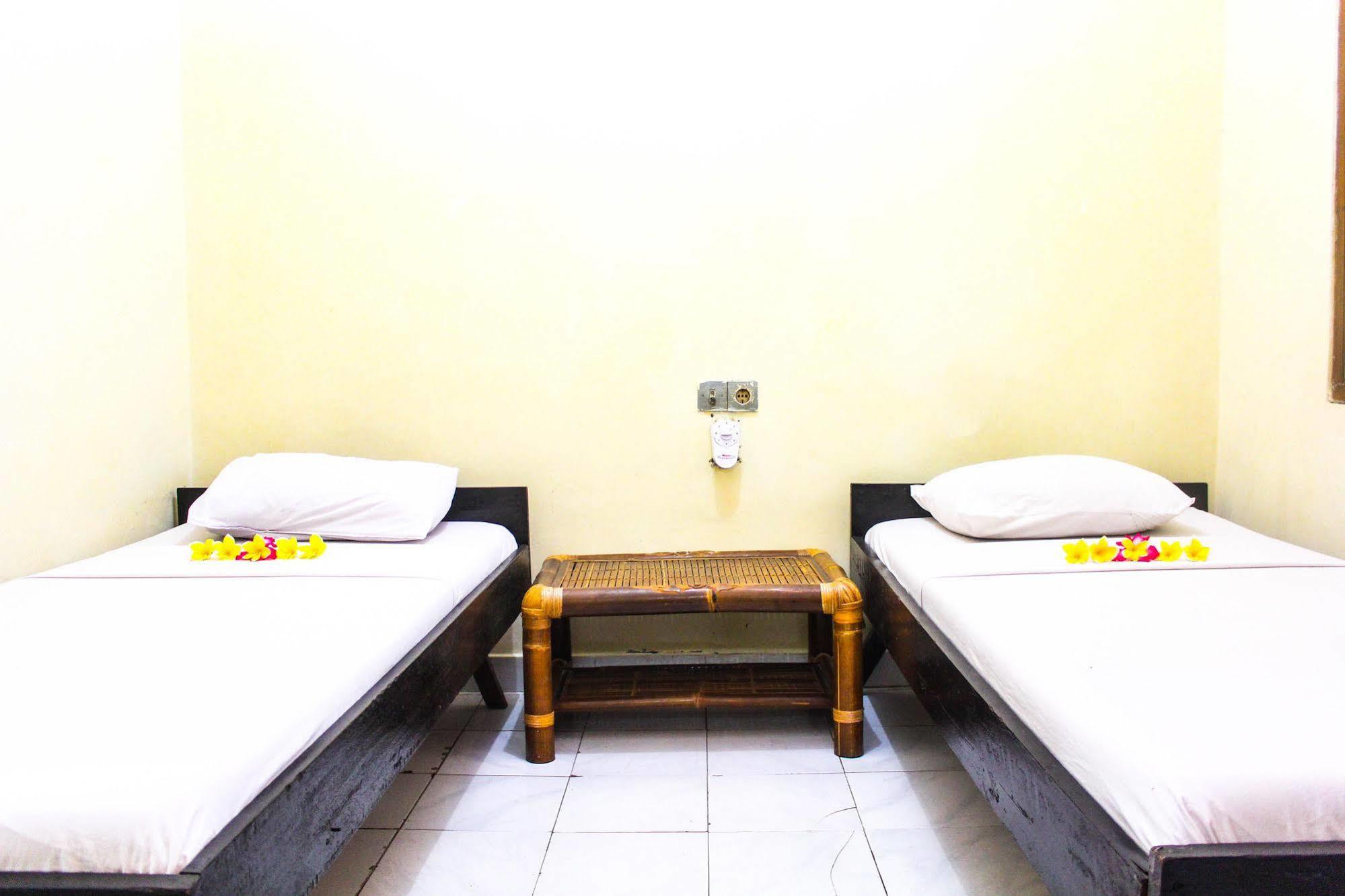 Bali Manik Beach Inn Кута Экстерьер фото